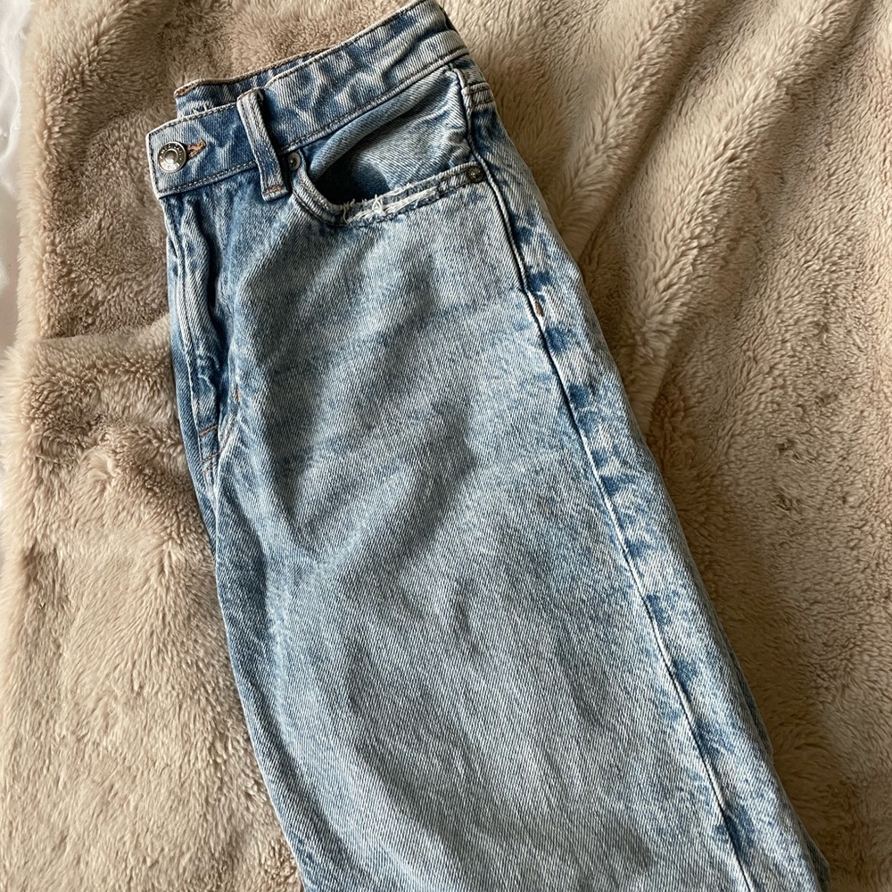 American Eagle Jeans View 3
